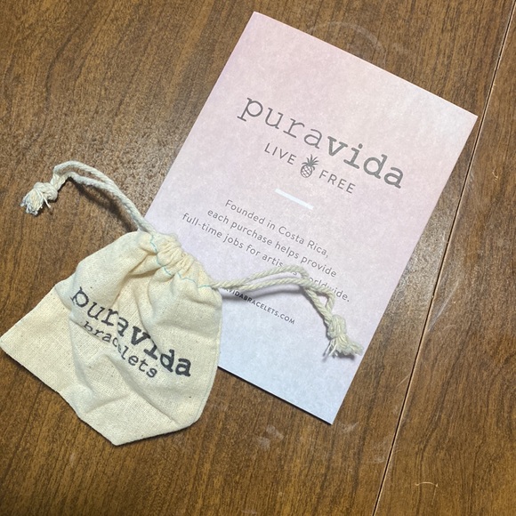 2 pura vida bracelets - Picture 4 of 4